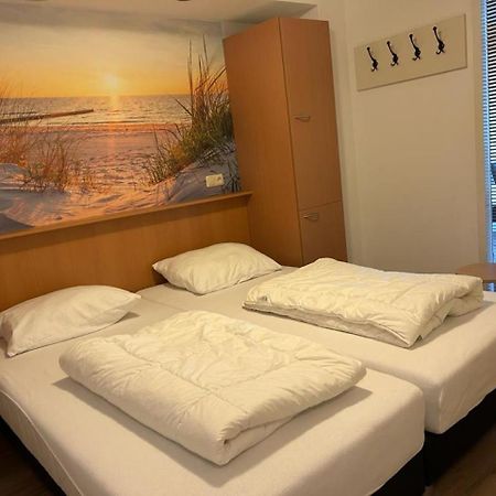 Appartement De Wadloper, Resort Amelander Kaap! Hollum  Exterior photo